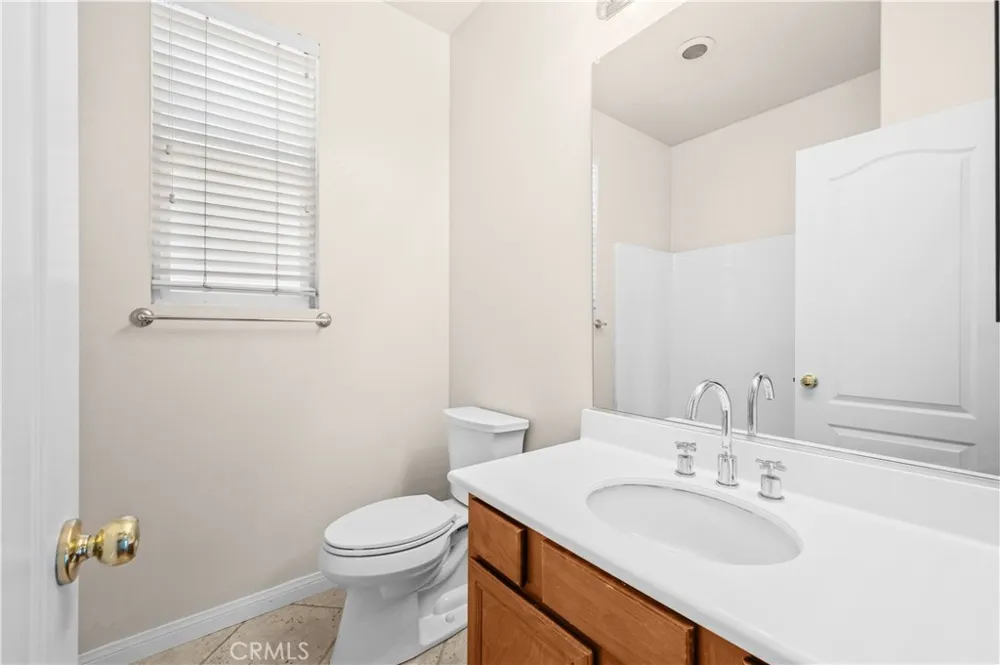 2364 Amelia Court Signal Hill, CA 90755