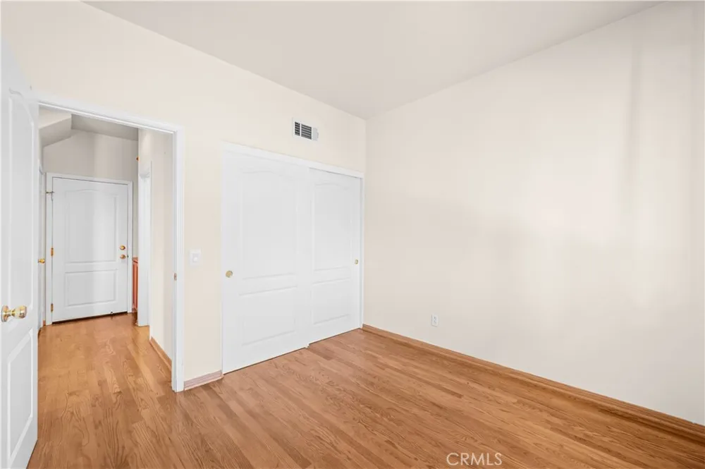 2364 Amelia Court Signal Hill, CA 90755