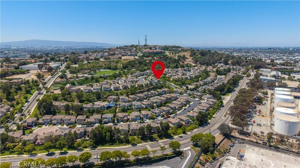 2364 Amelia Court Signal Hill, CA 90755