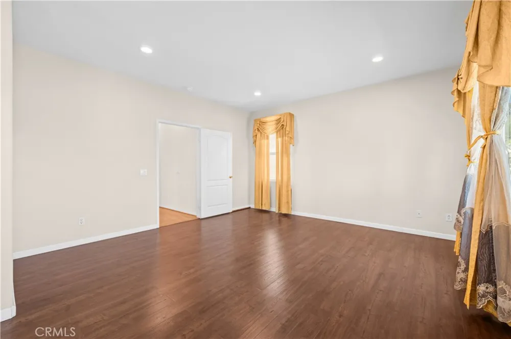 2364 Amelia Court Signal Hill, CA 90755
