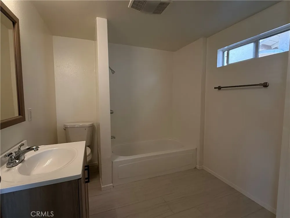 248 Redwood Brea, CA 92821