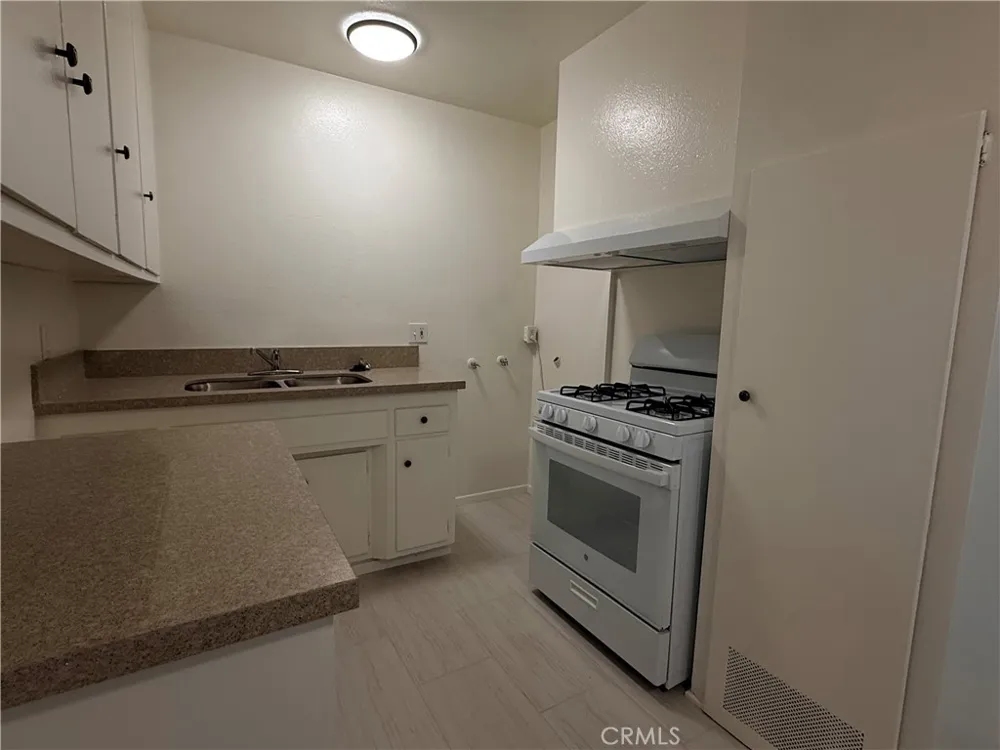 248 Redwood Brea, CA 92821