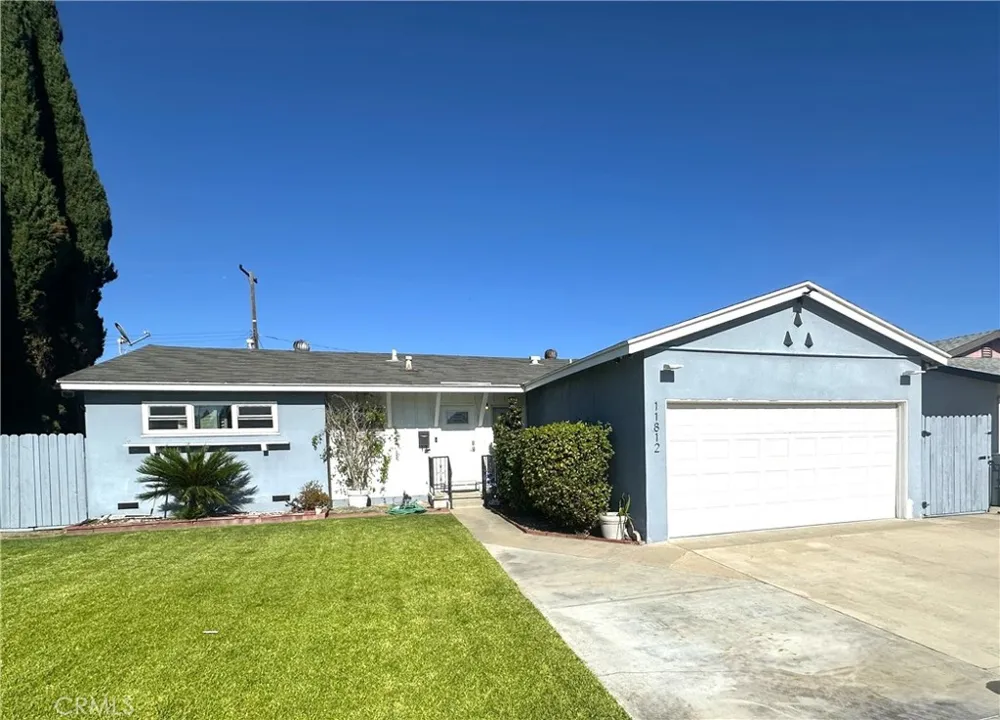 11812 Gary Garden Grove, CA 92840