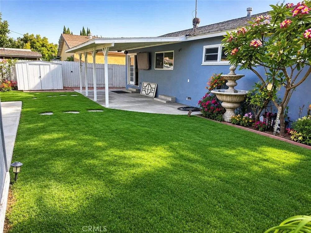 11812 Gary Garden Grove, CA 92840