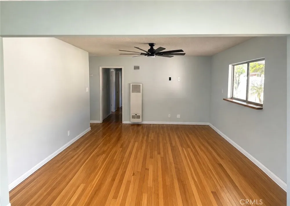 11812 Gary Garden Grove, CA 92840