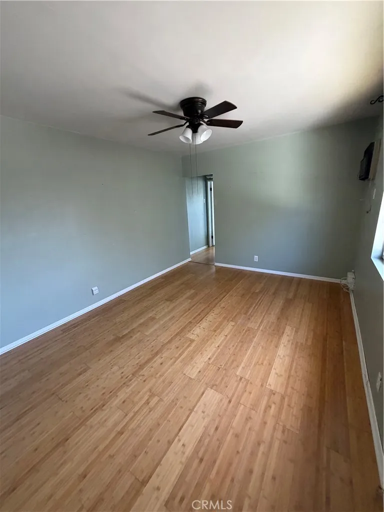 3922 Snowden Long Beach, CA 90808
