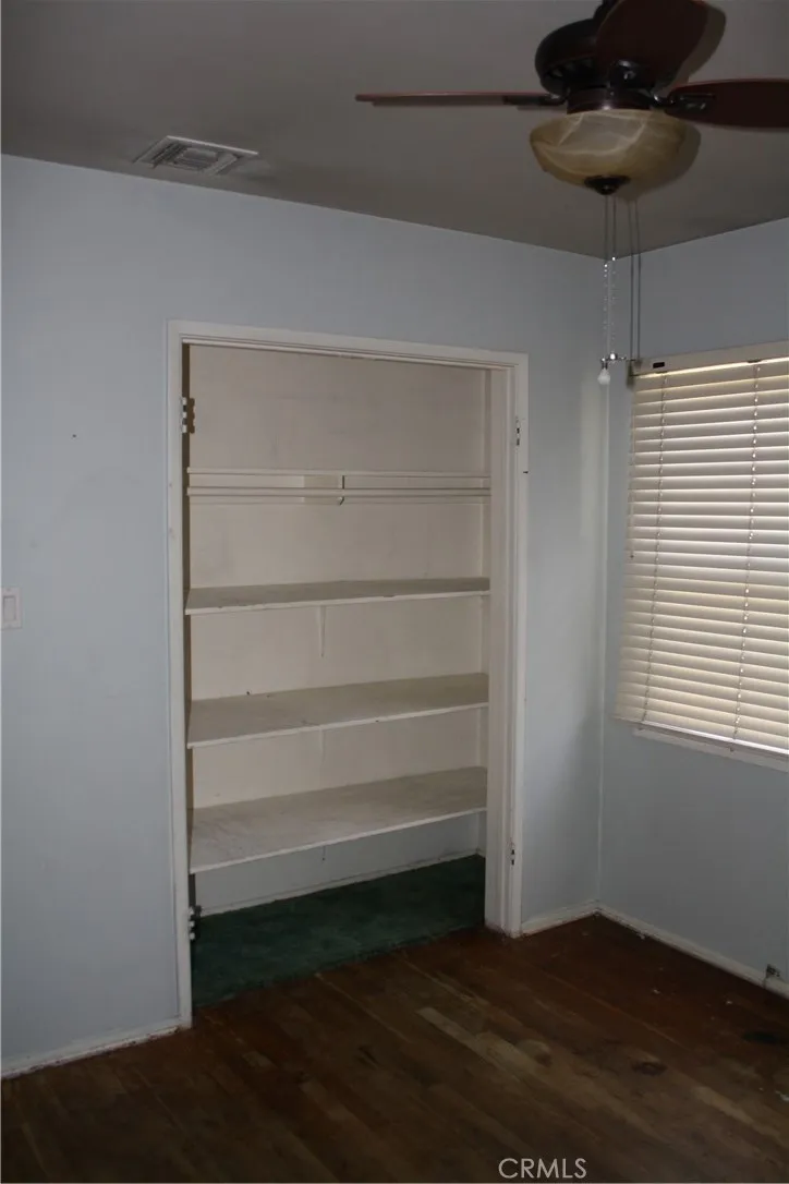 3922 Snowden Long Beach, CA 90808