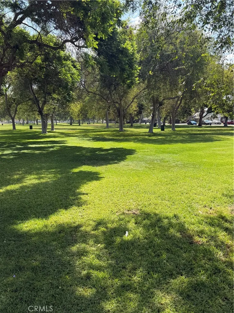 3922 Snowden Long Beach, CA 90808