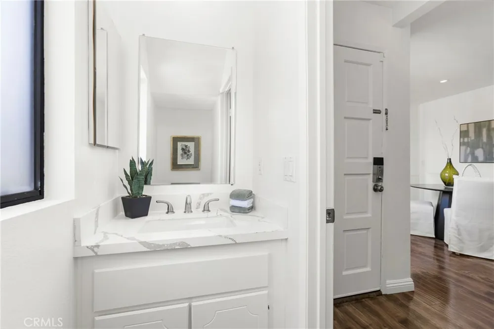 950 W Lambert #20 La Habra, CA 90631