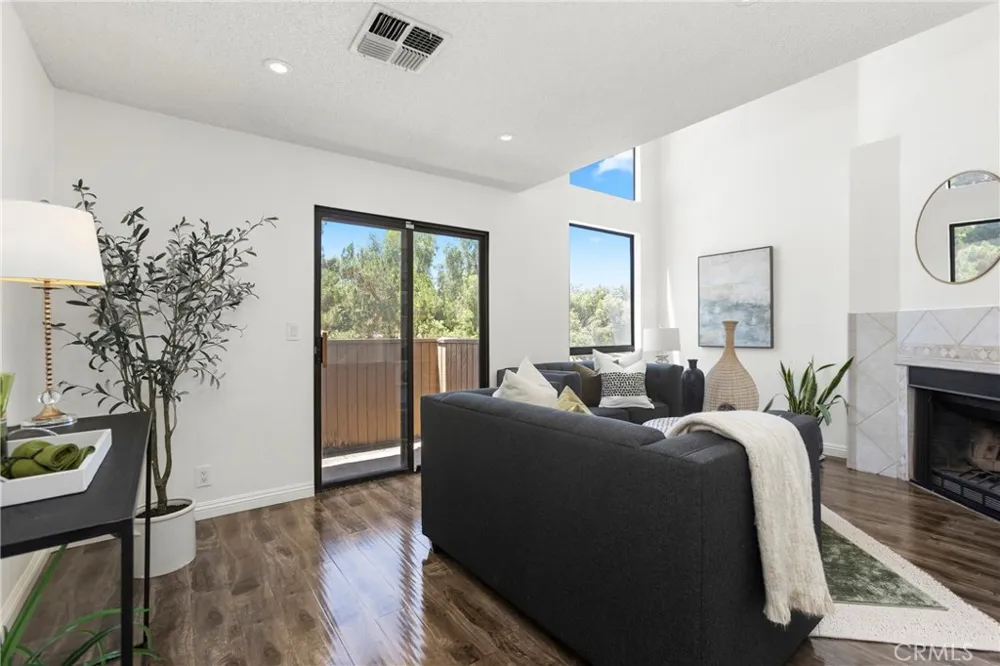 950 W Lambert #20 La Habra, CA 90631