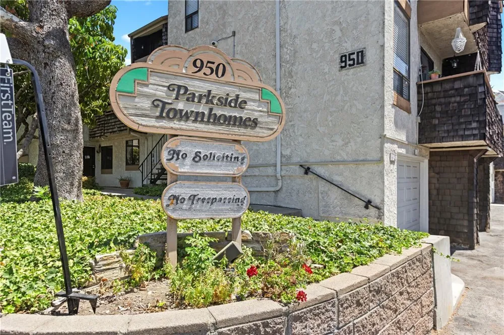 950 W Lambert #20 La Habra, CA 90631