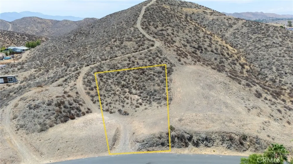 313 Hampshire Drive Menifee, CA 92587