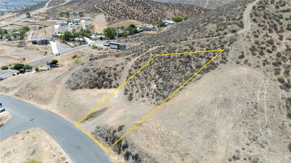 313 Hampshire Drive Menifee, CA 92587