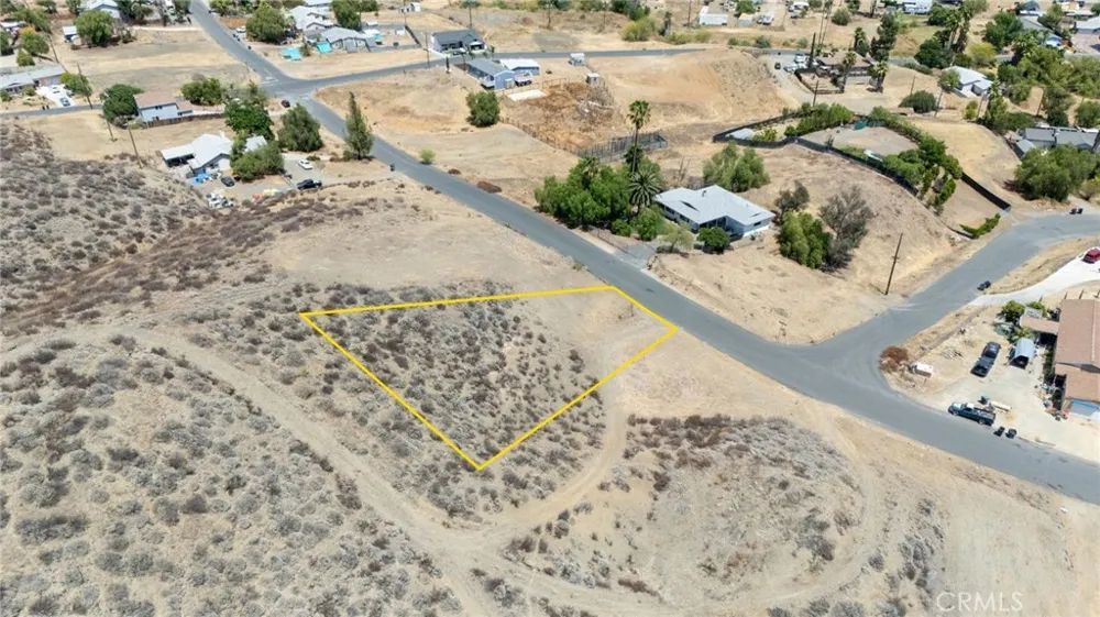 313 Hampshire Drive Menifee, CA 92587