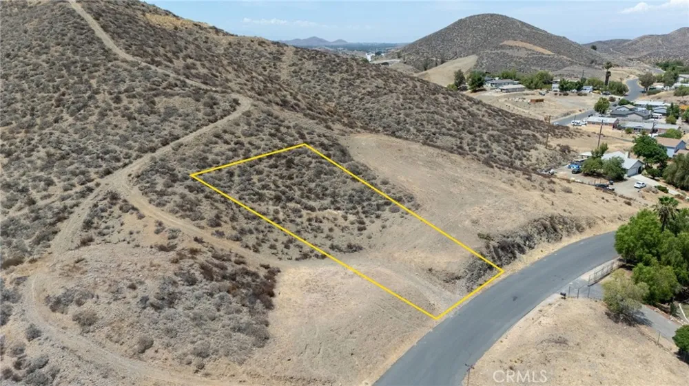 313 Hampshire Drive Menifee, CA 92587