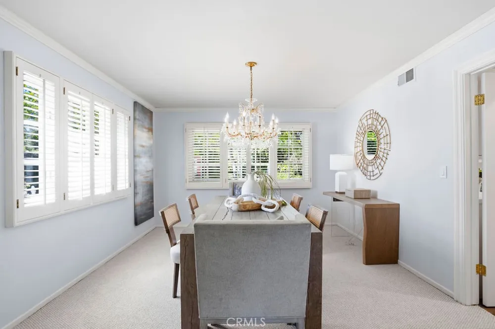 18601 Amate Villa Park, CA 92861