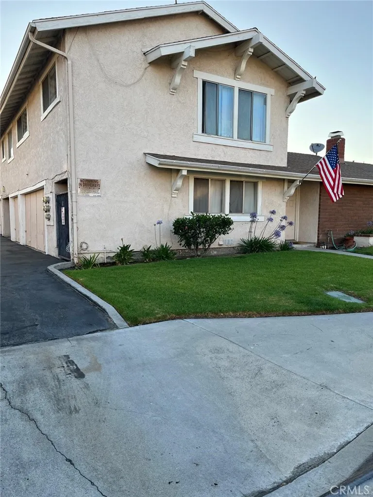 1969 Boisseranc Lane #B Placentia, CA 92870
