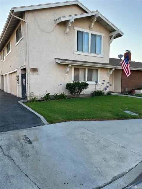 1969 Boisseranc Lane #B