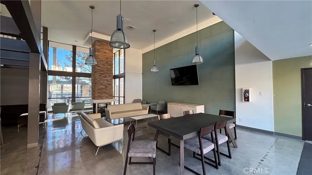 5585 E Pacific Coast Highway Unit 261 Long Beach, CA 90804