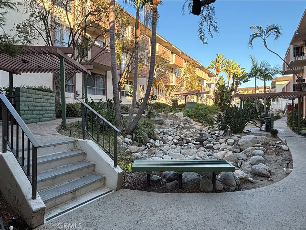 5585 E Pacific Coast Highway Unit 261 Long Beach, CA 90804