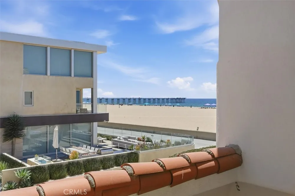 1602 The Strand (Entire Property) Hermosa Beach, CA 90254