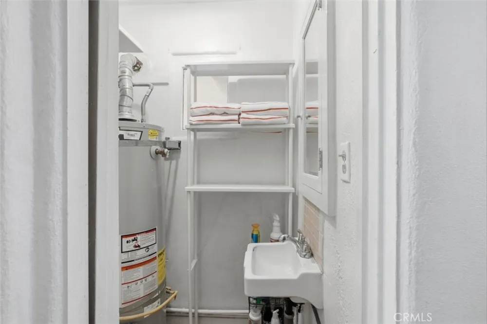 1602 The Strand (Entire Property) Hermosa Beach, CA 90254