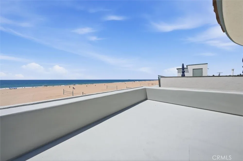 1602 The Strand (Entire Property) Hermosa Beach, CA 90254