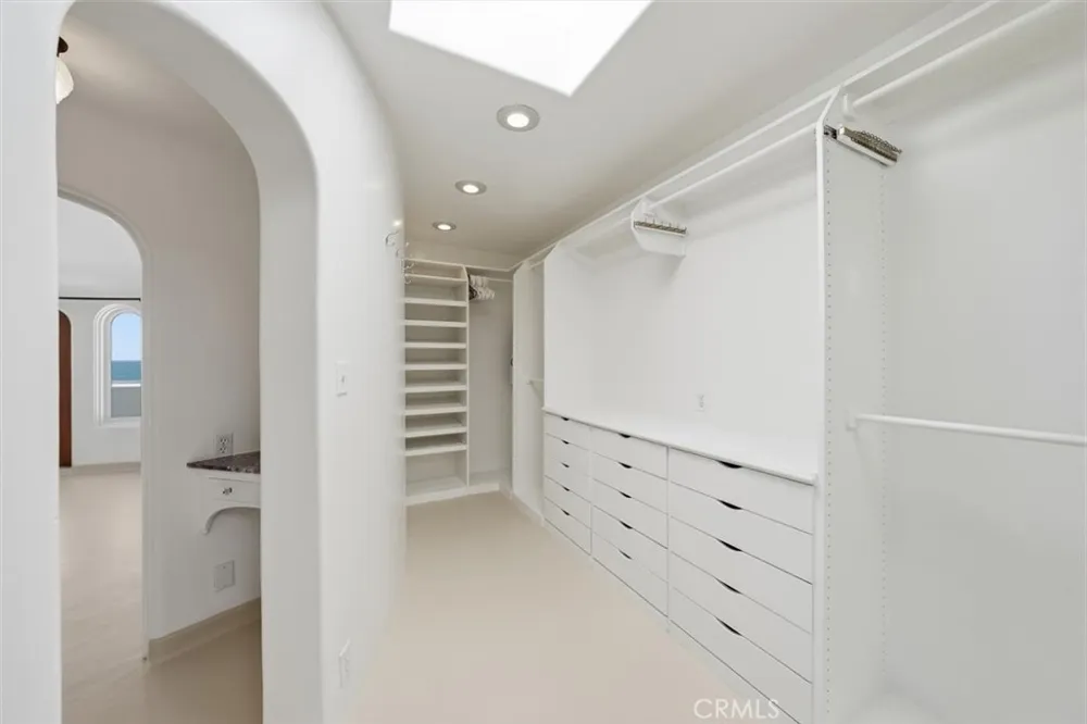 1602 The Strand (Entire Property) Hermosa Beach, CA 90254