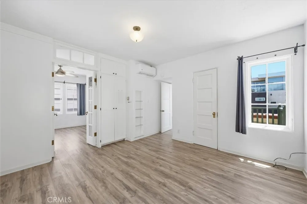 1602 The Strand (Entire Property) Hermosa Beach, CA 90254