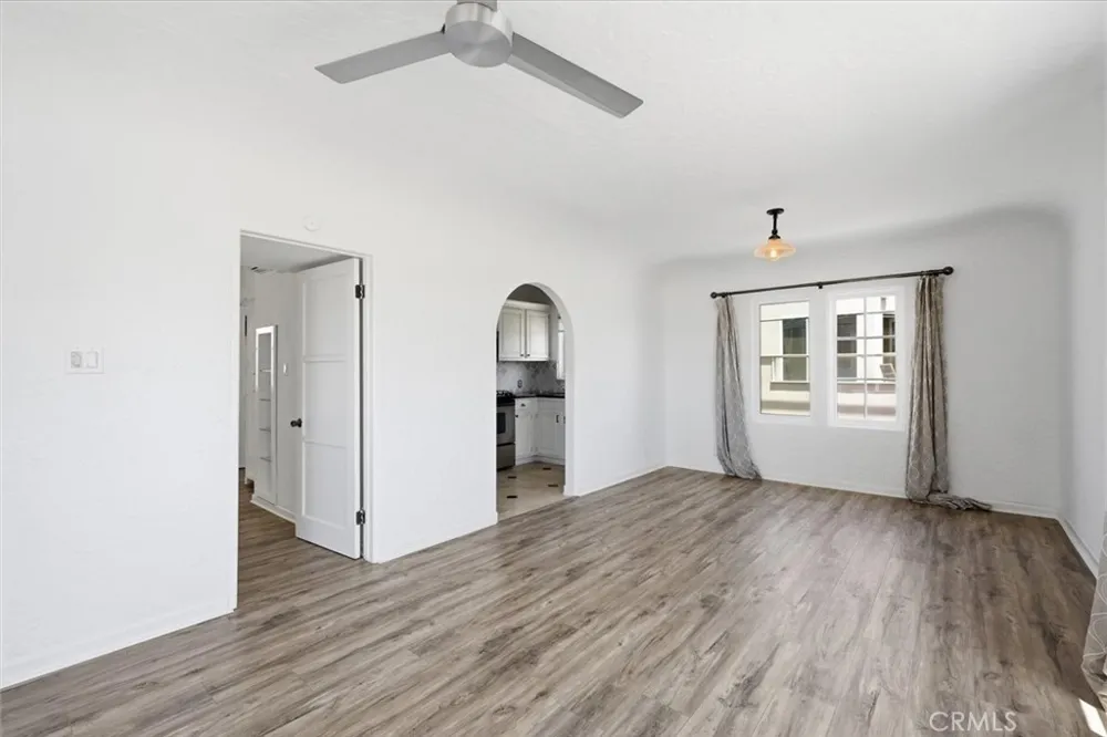 1602 The Strand (Entire Property) Hermosa Beach, CA 90254