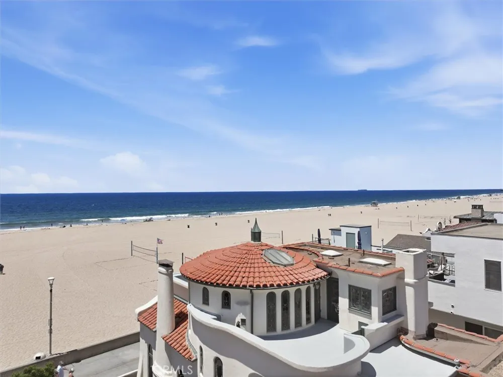 1602 The Strand (Entire Property) Hermosa Beach, CA 90254