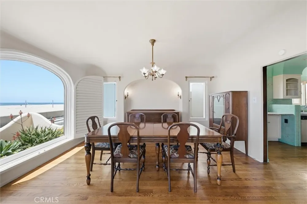 1602 The Strand (Entire Property) Hermosa Beach, CA 90254