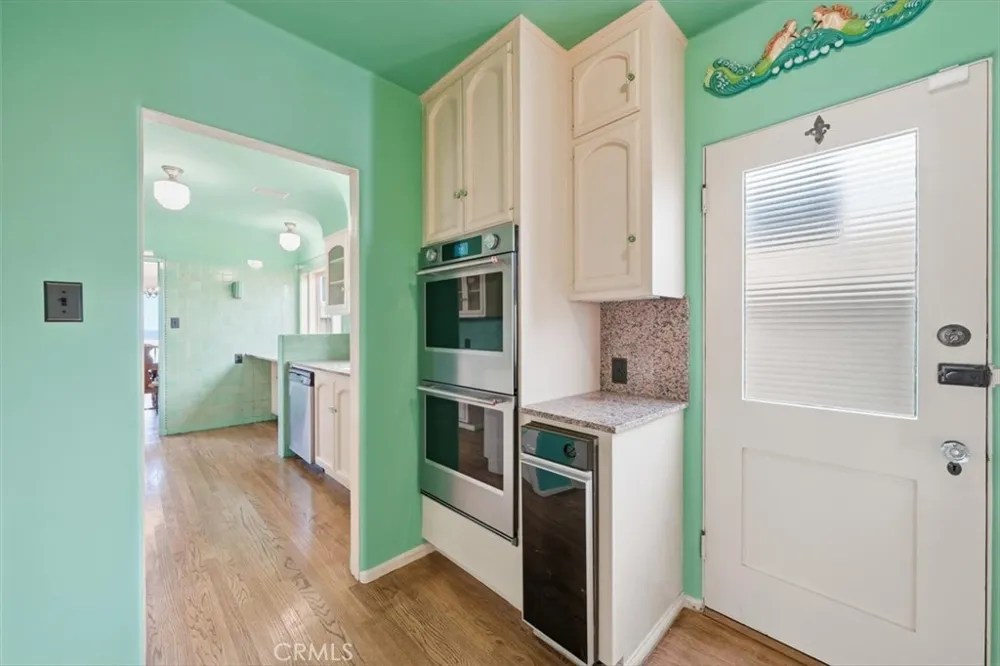 1602 The Strand (Entire Property) Hermosa Beach, CA 90254