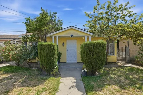 4630 E 52nd Place