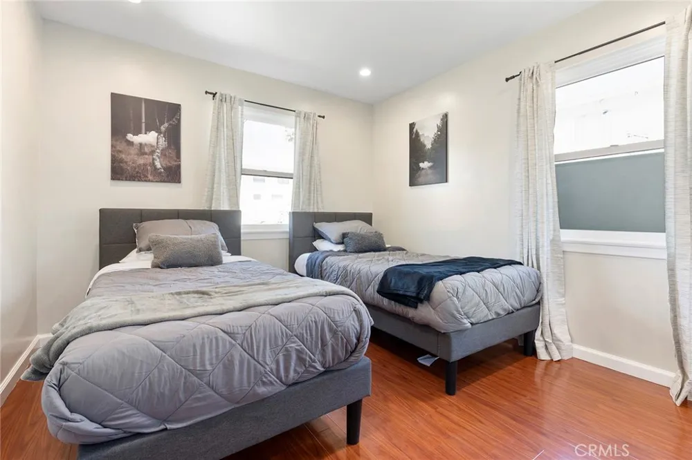 18228 Regina Avenue Torrance, CA 90504