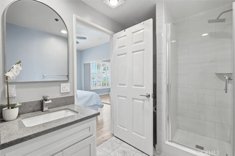 10790 Rose Avenue #304 Los Angeles, CA 90034