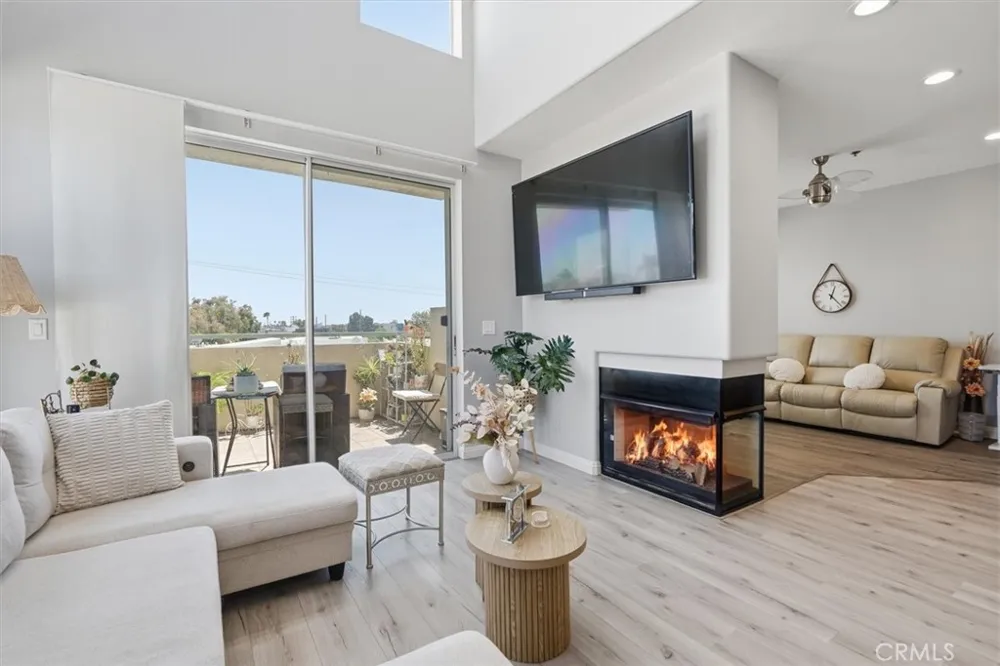 10790 Rose Avenue #304 Los Angeles, CA 90034