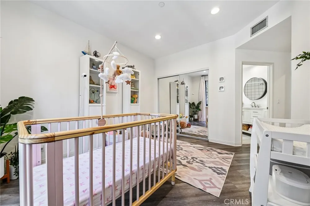 12000 Goshen Avenue #203 Los Angeles, CA 90049