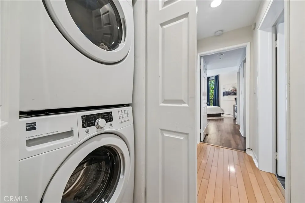 12000 Goshen Avenue #203 Los Angeles, CA 90049