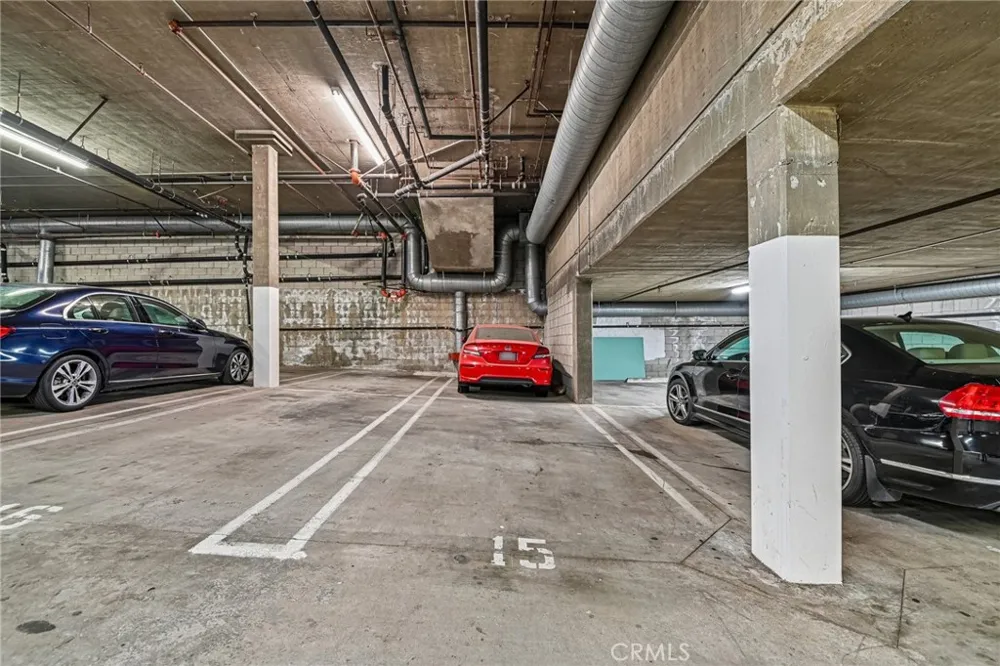 12000 Goshen Avenue #203 Los Angeles, CA 90049