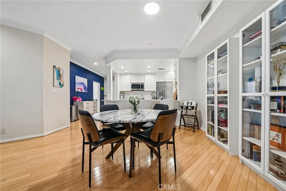 12000 Goshen Avenue #203 Los Angeles, CA 90049