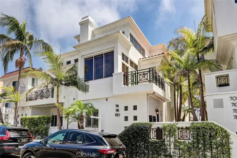 716 Manhattan Beach Boulevard