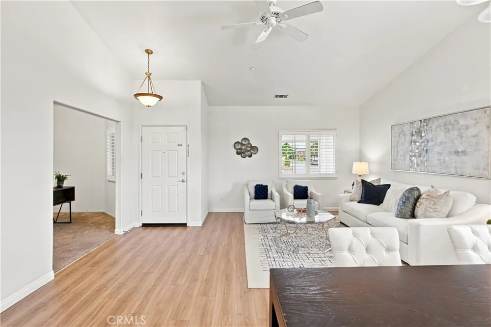 7676 Vista Alegre Highland, CA 92346