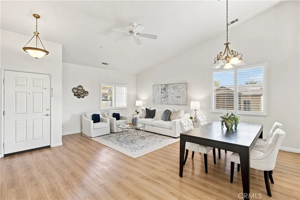 7676 Vista Alegre Highland, CA 92346