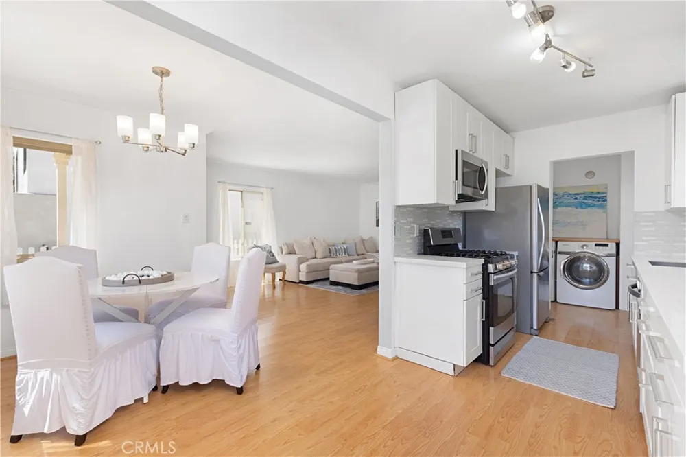 1415 Corona Street Hermosa Beach, CA 90254