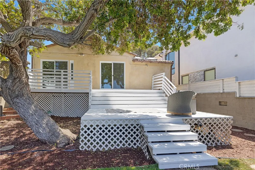 1415 Corona Street Hermosa Beach, CA 90254
