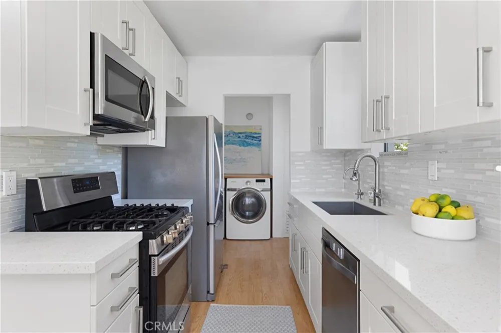 1415 Corona Street Hermosa Beach, CA 90254