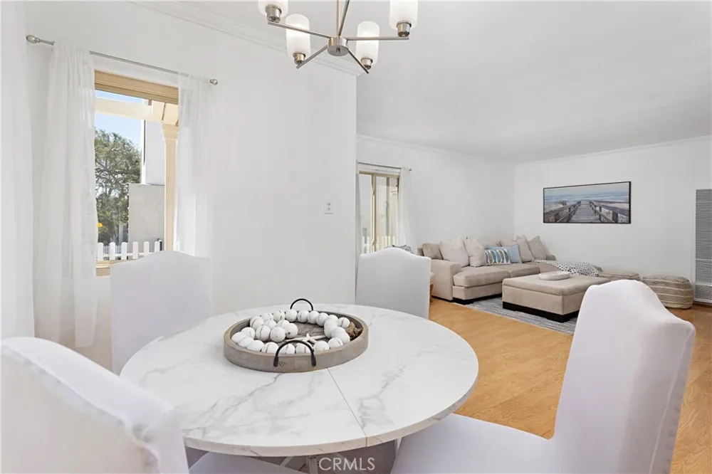 1415 Corona Street Hermosa Beach, CA 90254
