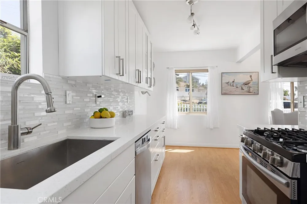 1415 Corona Street Hermosa Beach, CA 90254