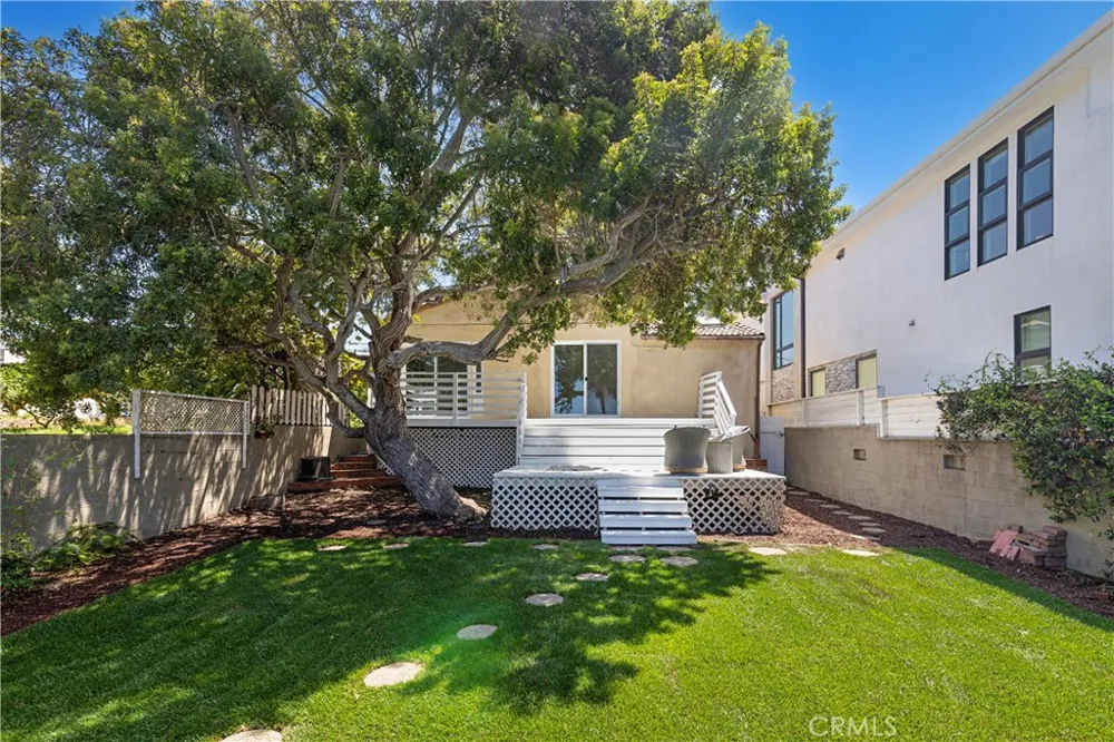 1415 Corona Street Hermosa Beach, CA 90254